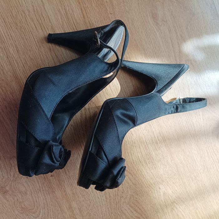 3. NEXT sandałki damskie rozmiar 40