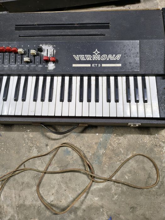 Sprzedam organy Vermona