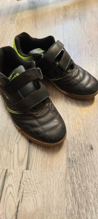 Buty sportowe chłopięce