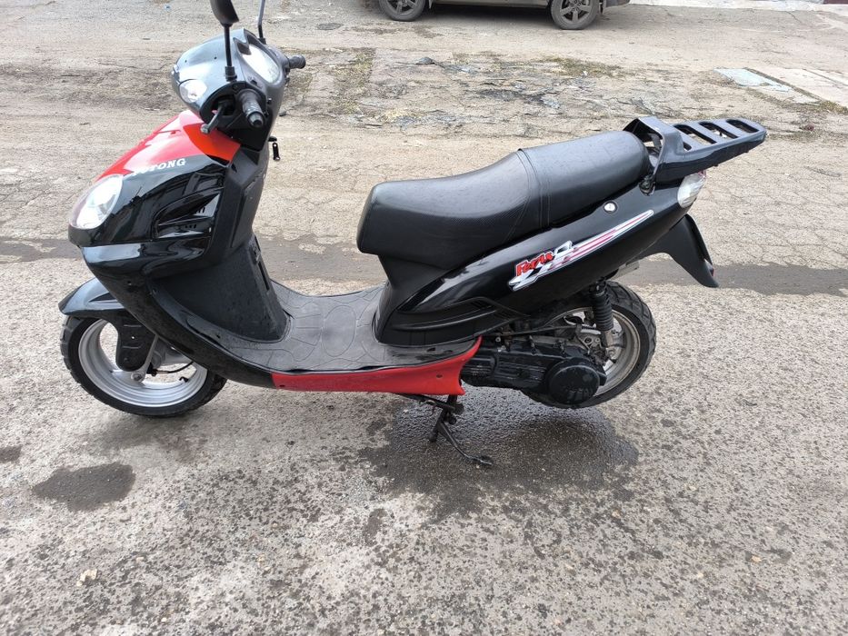 Скутер YIBEN 150