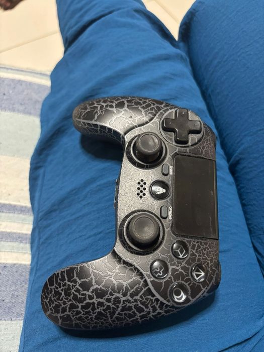 PS4 1Tb edição especial