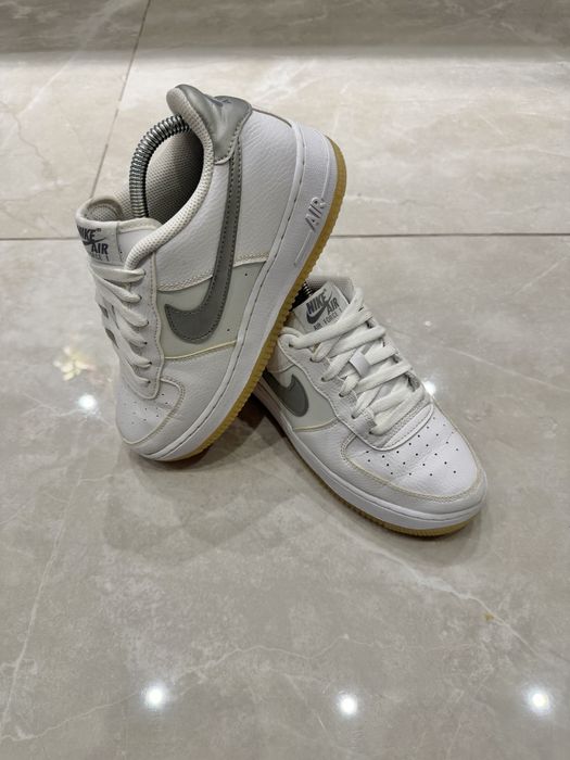 Кросівки Nike Air Force 1 '07 (EUR 38.5)