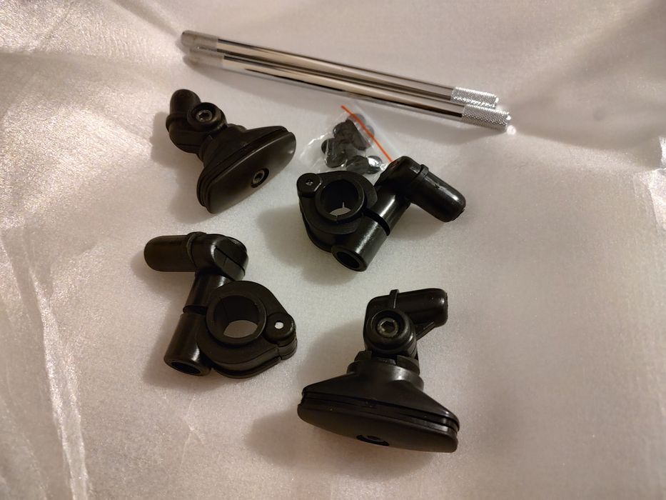 Универсальное ветровое стекло на мотоцикл Givi