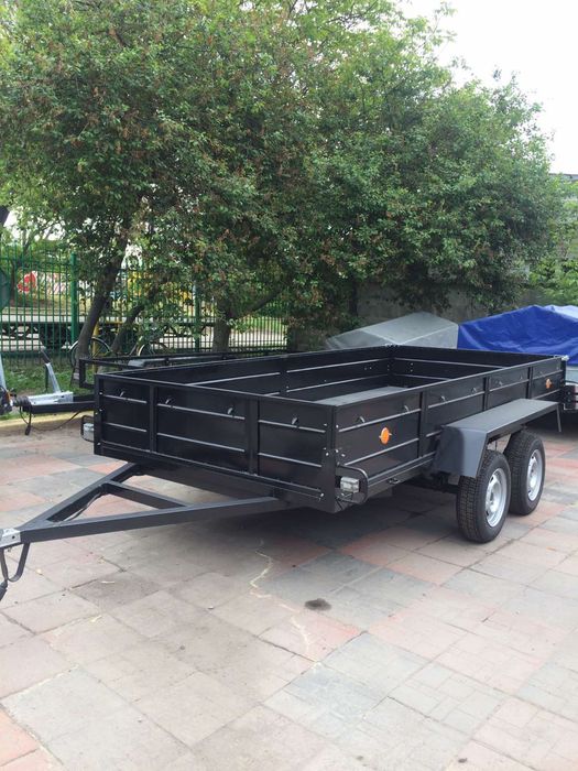 Легковой двухосный прицеп Лев 380