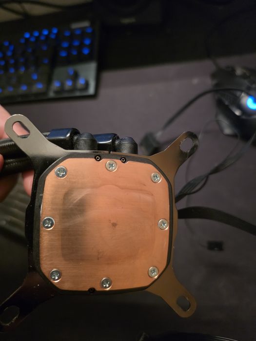 Corsair  icue H100i pro xt