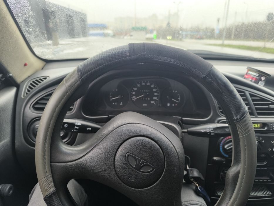 Daewoo sens 2004 рік