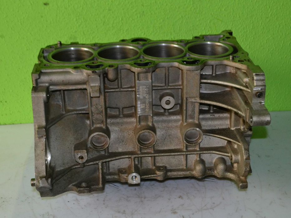 Blok silnika tłoki korowody HYUNDAI KIA 1.6 16V  G4FC