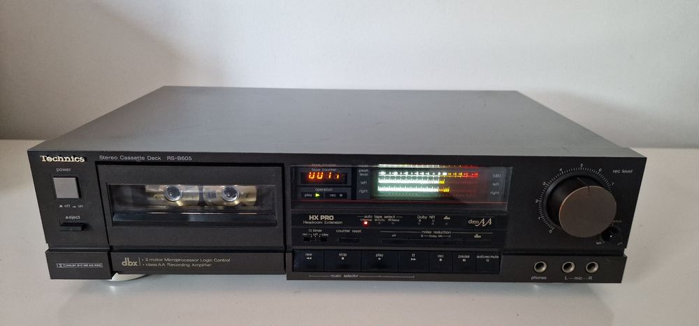 Magnetofon Technics RS-B605