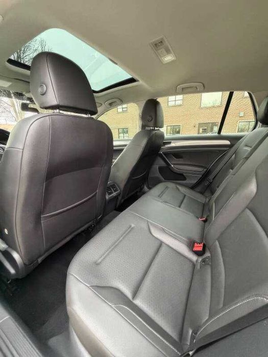 2015 Volkswagen Golf TSI SE