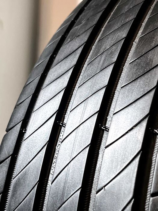 Pneus Michelin Primacy 4 - 215/65/17 - Como NOVOS