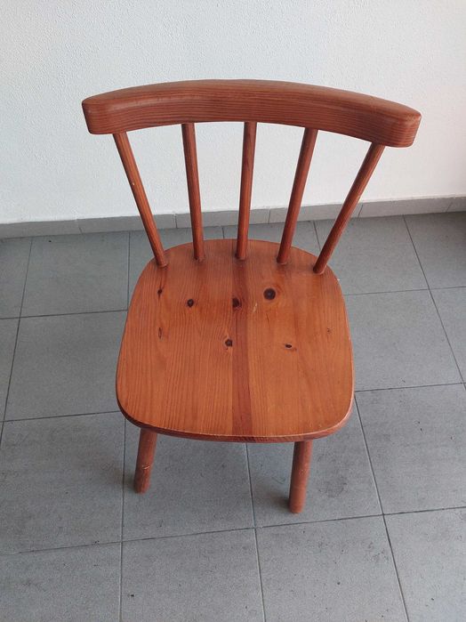 Cadeira de pinho maciço - Vintage