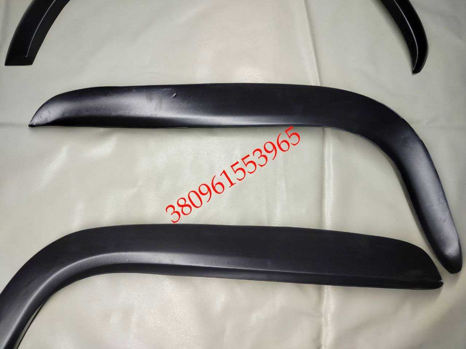 Накладки на арки Славтуа/Таврия (4 шт, пластик) новые