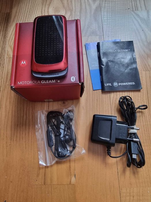 Telefom komorkowy Motorola gleam