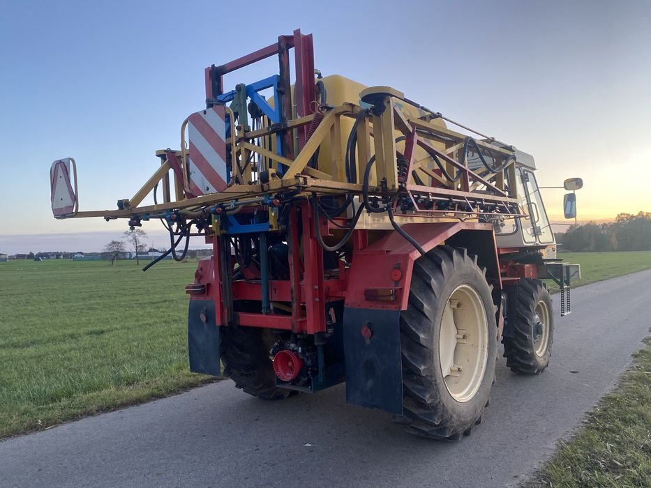 Opryskiwacz samojezdny zetor rp6 GPS 2500l 18m 1500MTH