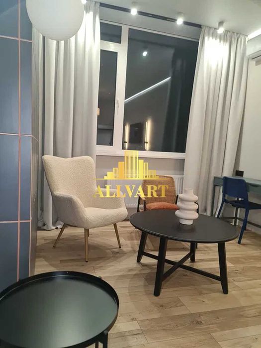 Продаж 1 кім. квартири з ремонтом  в Центрі, ЖК Manhattan, Метро КПІ