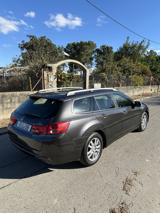 Honda accord tourer 2.2 — photo 3