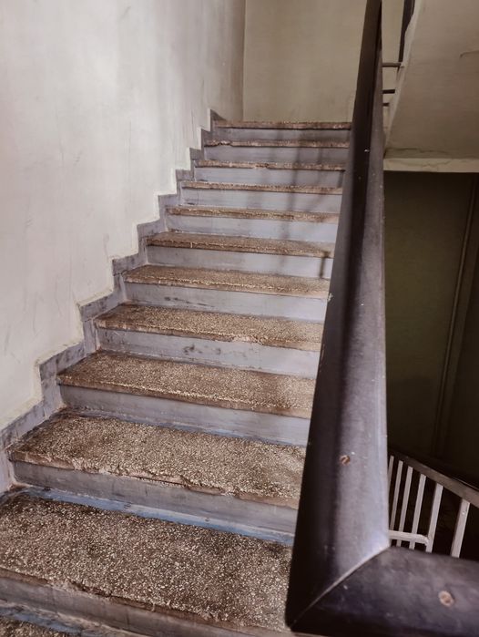 Продам 1 комнатная квартира метро Спортивная. Экв.17600 у.е. Торг