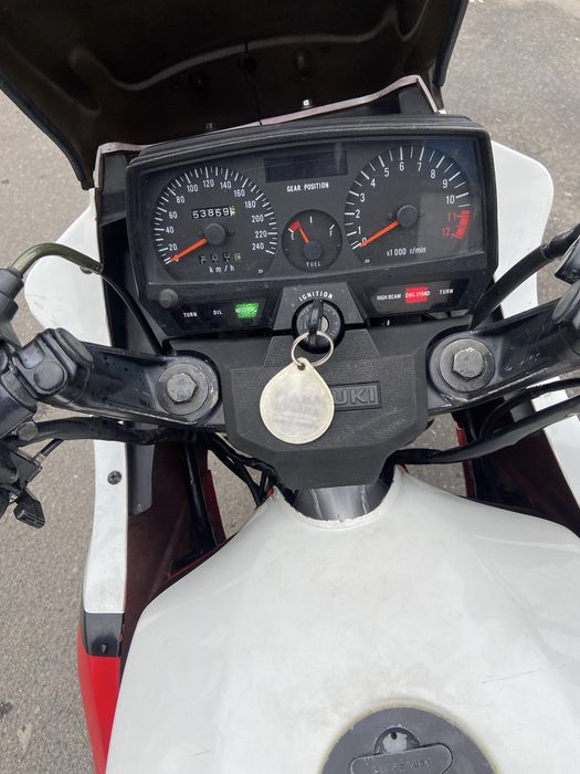 Suzukl GSX550ES