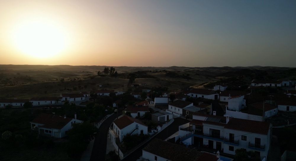 Serviços de Vídeo e Fotografia com Drone | Imagens 4K Profissionais