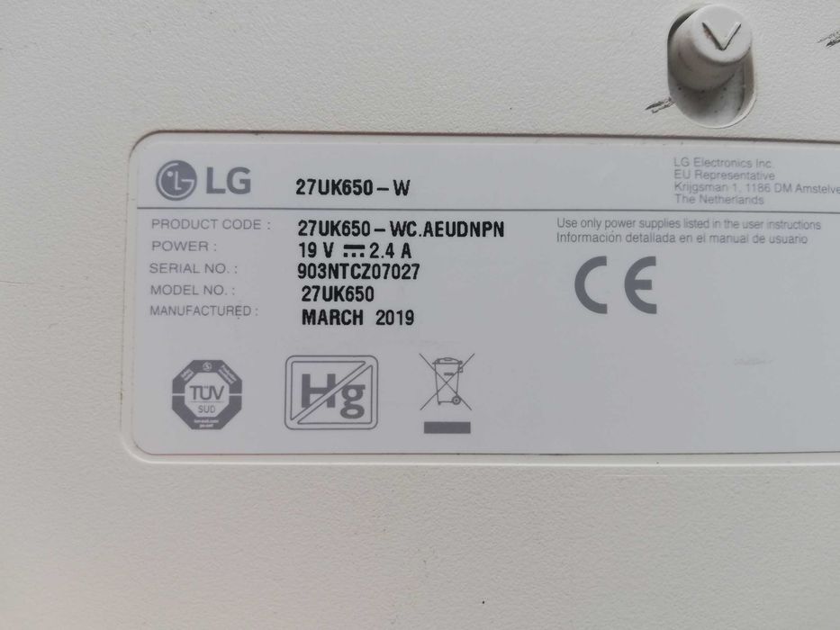 Monitor LG27UH650-W zbita matryca