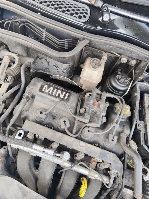 Silnik mini One Cooper r50 1.6 benzyna, skrzynia mini Cooper r50