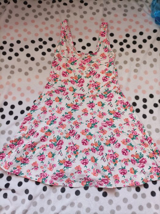 Sukienka damska letnia biała w kwiaty Terranova S