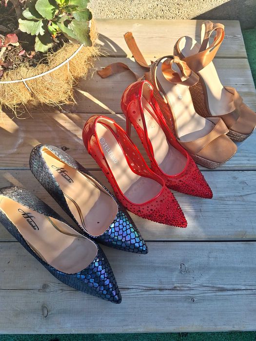 3 pares de sapatos