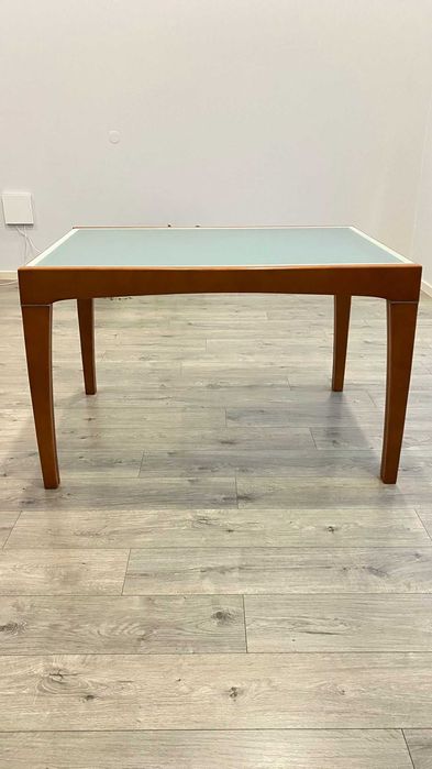 Mesa sala jantar com base em vidro extensivel