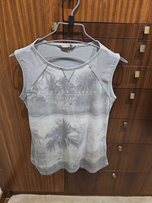 T-Shirt sem mangas