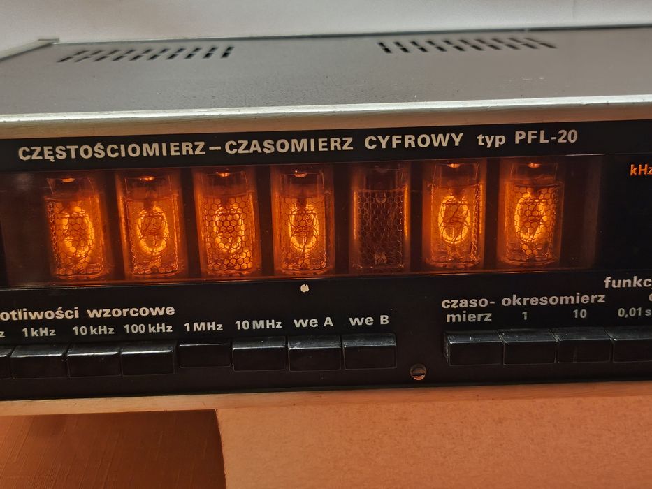 częstościomierz czasomierz cyfrowy zopan pfl-20 prl nixie