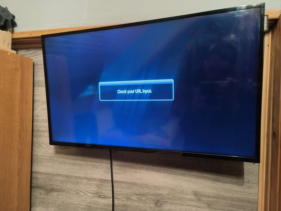 Monitor przemysłowy Samsung dm32e 32 cale