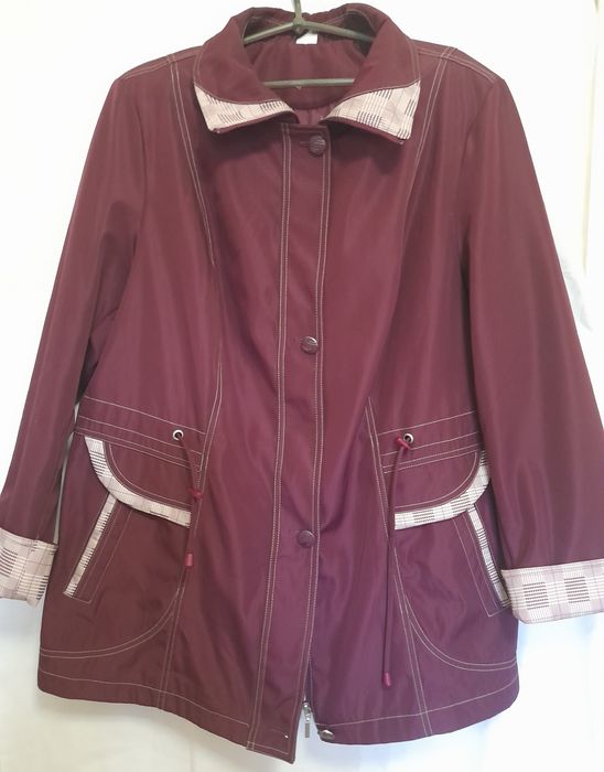 Курточка жіноча на весну та осінь