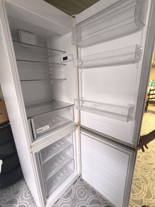 Ariston Hotpoint  H8 A1E W