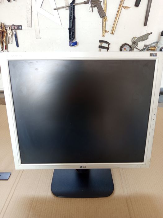 Monitor Flatron L1918S