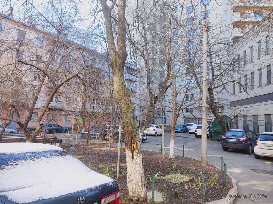 3комн Подол Набережно - Крещатицкая 3а Хрущевка 56м Этаж 2из5 кирпичн