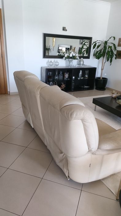 Sofá de 3 lugares com relax em pele genuína chateau d'ax