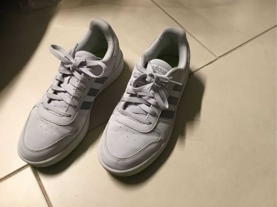 Buty sportowe ADIDAS biale rozm 40