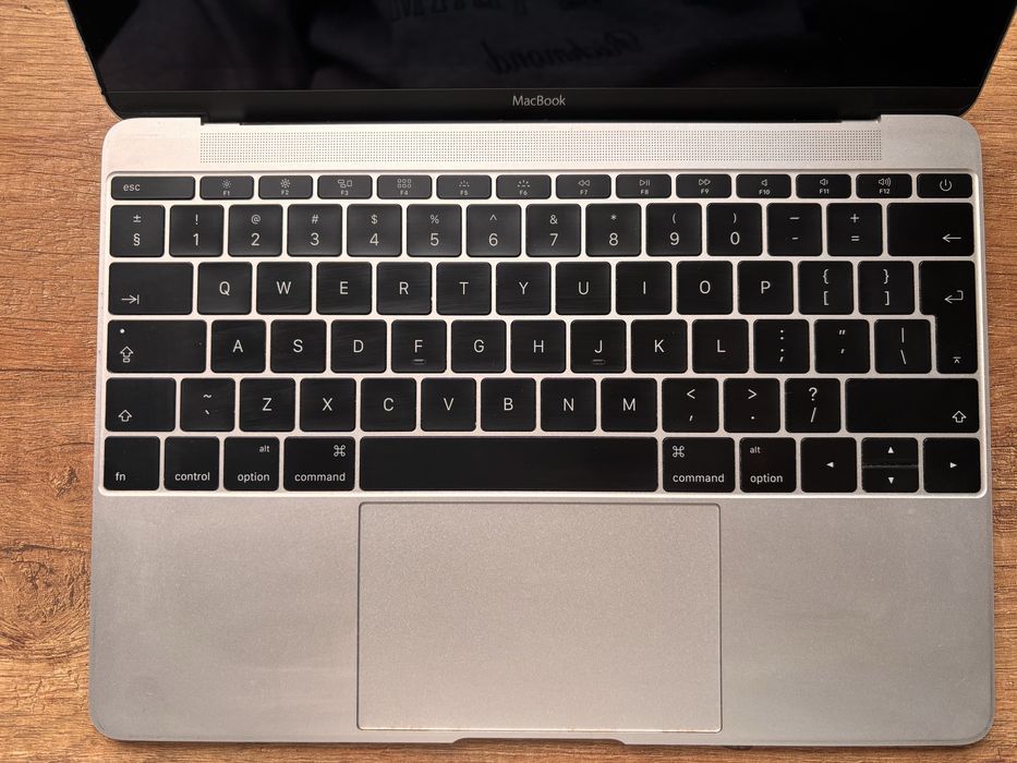 MacBook 12” Retina A1534 (2017) – uszkodzony / na części