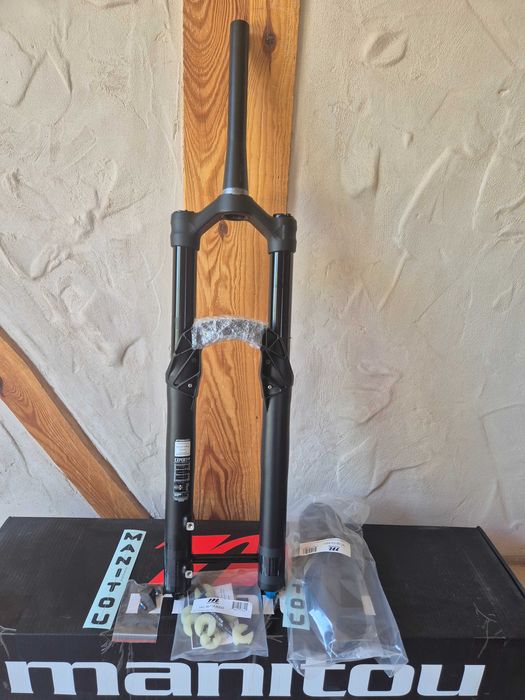 Manitou Mezzer Expert 27,5" 180mm boost tapered
