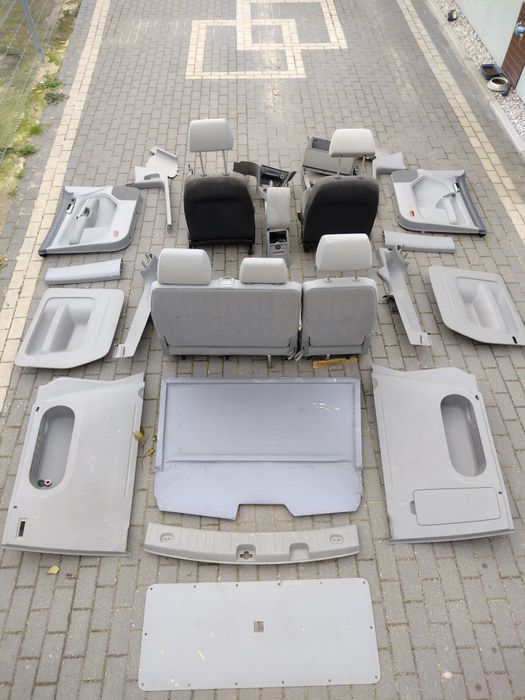 Fotele i plastiki do VW Caddy
