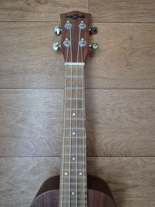 Деревянная Укулеле  FZONE