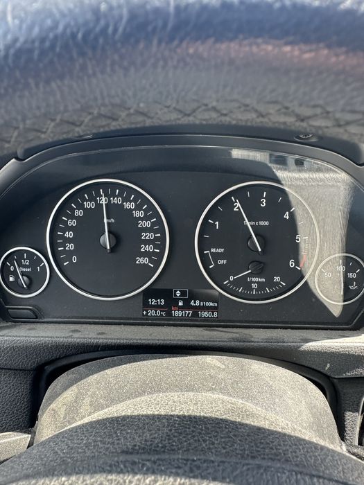Bmw   serie3  318d  2013
