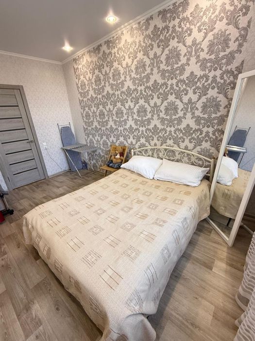 Продаю 2х комнатную квартиру в Центре. Улица Декабристов.