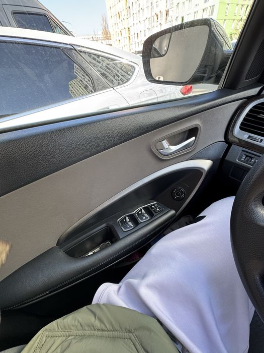 Продам Hyundai Santafe