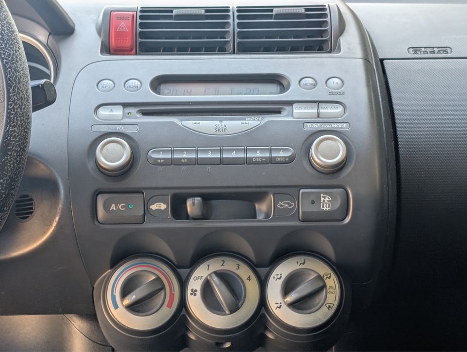 Honda Jazz 1.2 i-DSI  2005 78cv