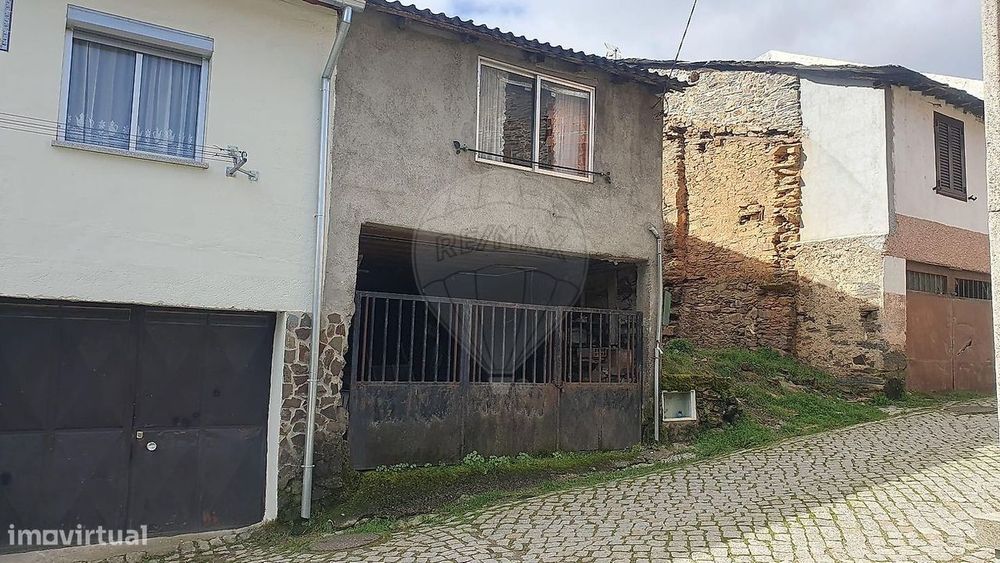 Moradia T2 para venda