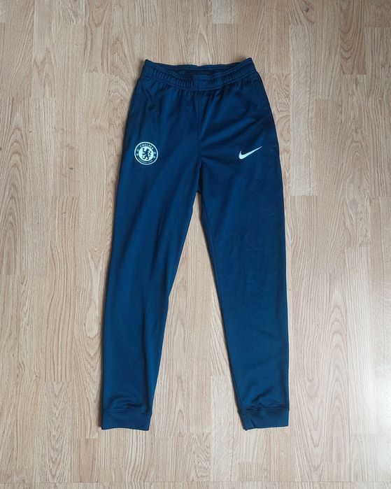 Dresy treningowe Chelsea Londyn 22/23 r. 147 - 158 cm 12-13 Lat