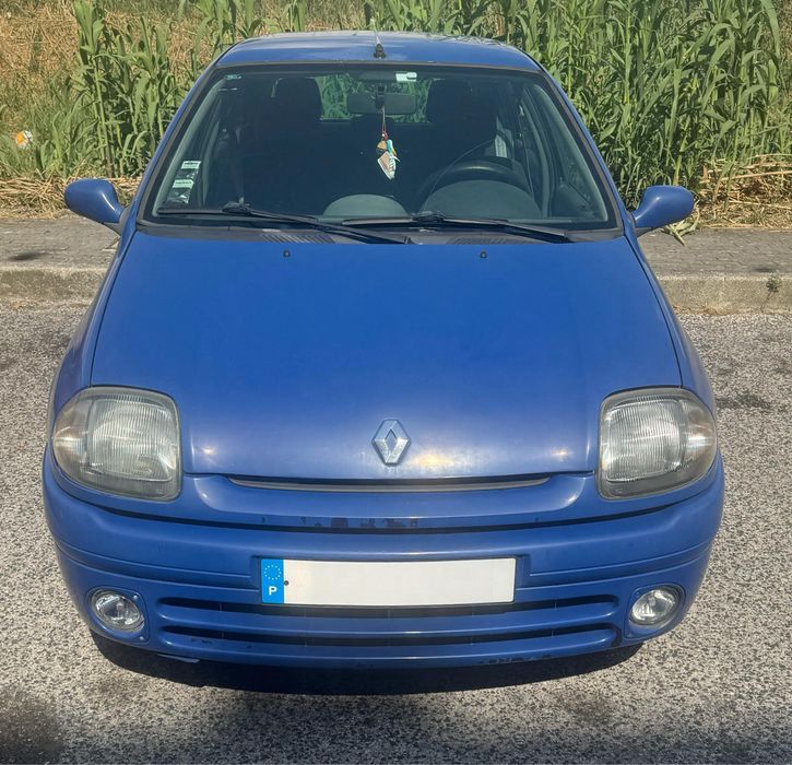 Renault Clio 2003