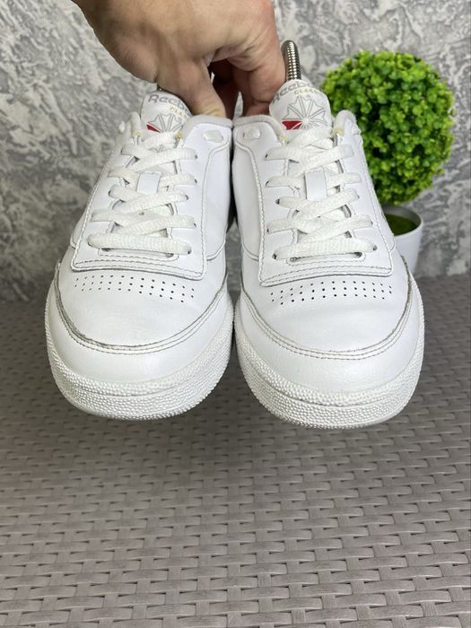 Reebok Classic кроссовки 39 размер кожаные спортивные белые