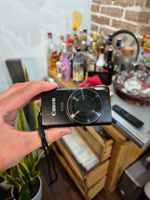 Canon IXUS 285 HS czarny | stan idealny | statyw + ładowarka